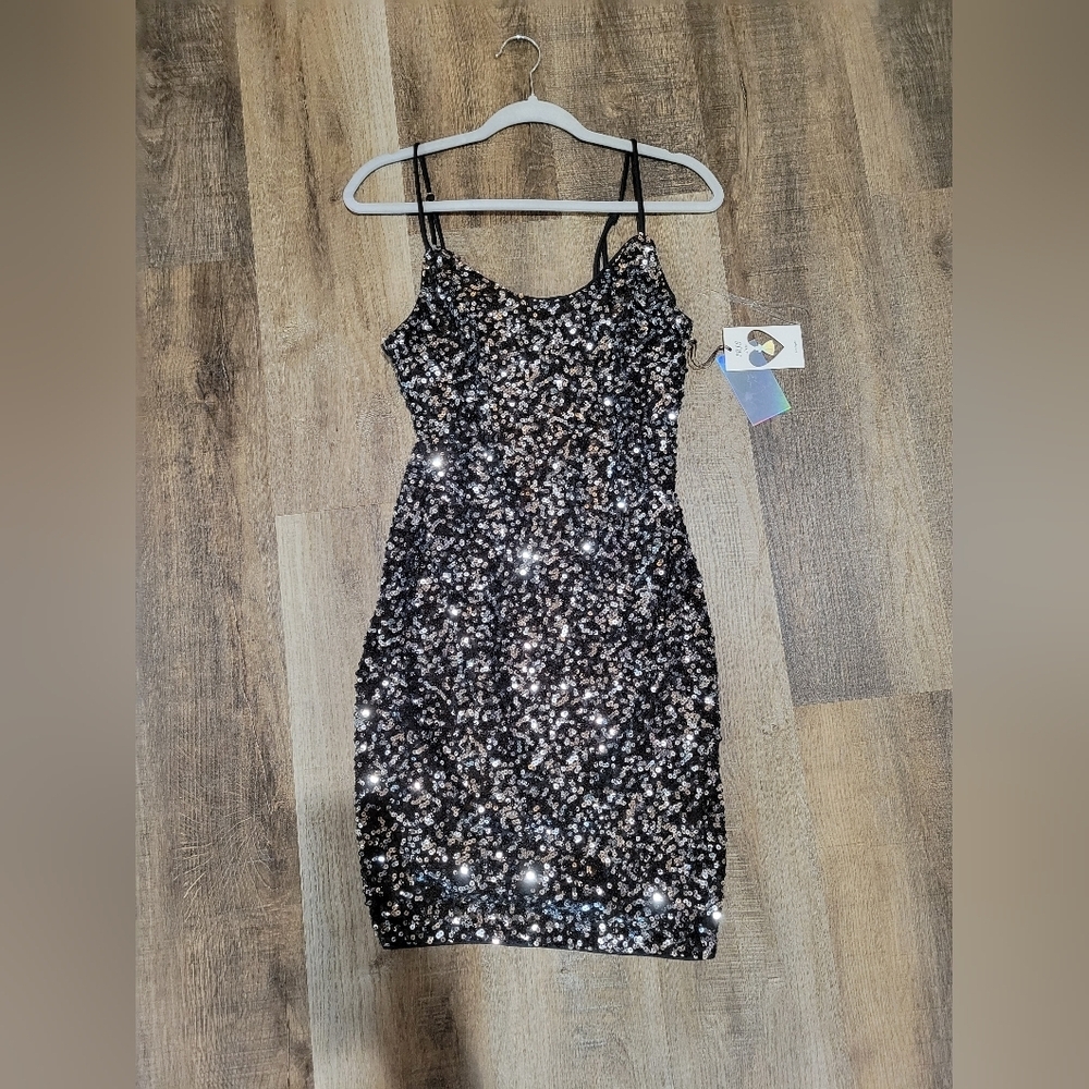 Iris Sparkling Blue Sequin Mini Dress - Picture 7 of 12